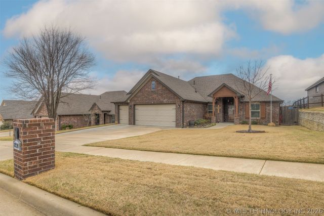8434 N 77th Avenue, Owasso, OK 74055
