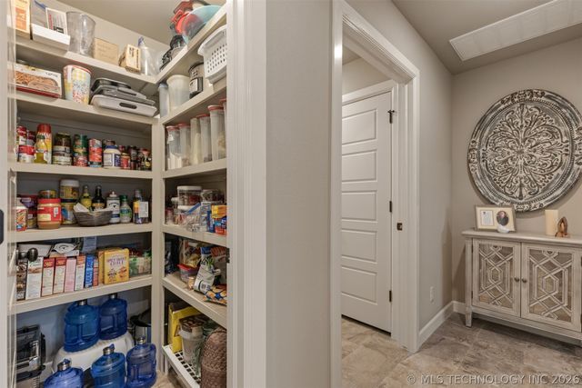 8434 N 77th Avenue, Owasso, OK 74055