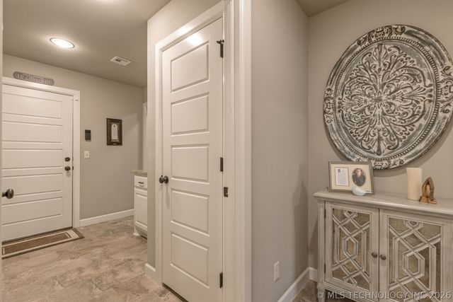 8434 N 77th Avenue, Owasso, OK 74055