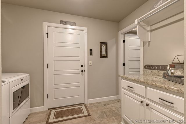 8434 N 77th Avenue, Owasso, OK 74055