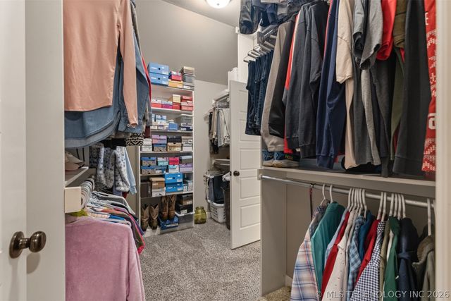 8434 N 77th Avenue, Owasso, OK 74055