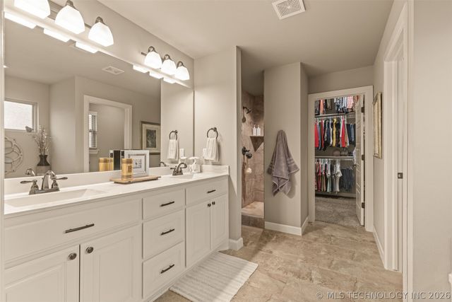 8434 N 77th Avenue, Owasso, OK 74055