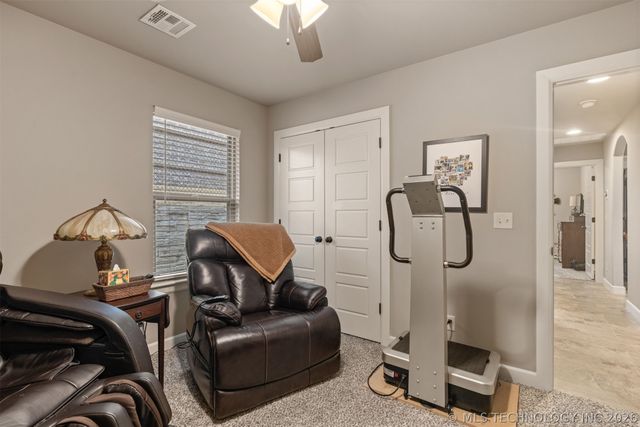 8434 N 77th Avenue, Owasso, OK 74055