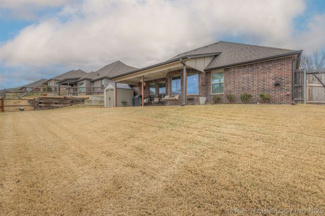 8434 N 77th Avenue, Owasso, OK 74055