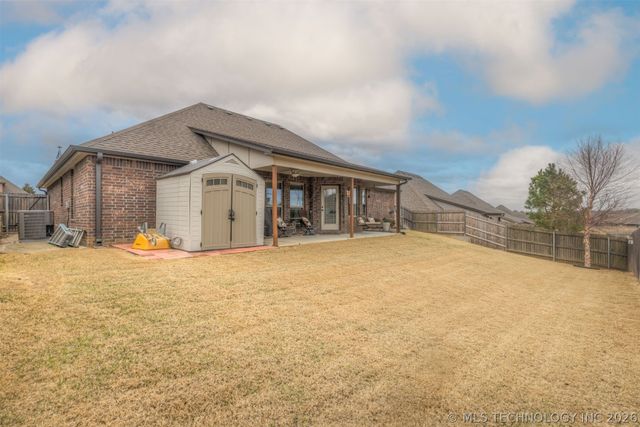8434 N 77th Avenue, Owasso, OK 74055