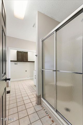 117 Barefoot Landing Drive, Blountville, TN 37617