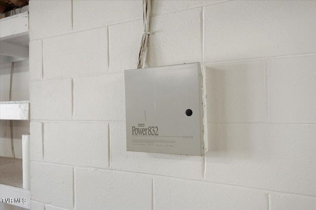 117 Barefoot Landing Drive, Blountville, TN 37617