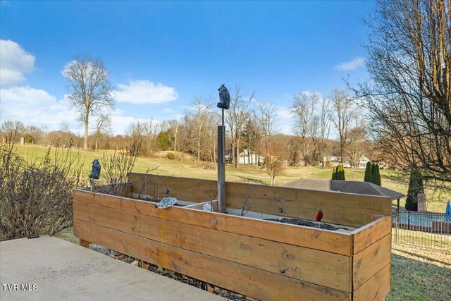 117 Barefoot Landing Drive, Blountville, TN 37617