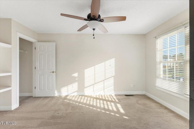 117 Barefoot Landing Drive, Blountville, TN 37617