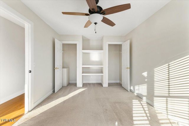 117 Barefoot Landing Drive, Blountville, TN 37617