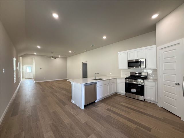 1004 Knox River Drive, Princeton, TX 75071