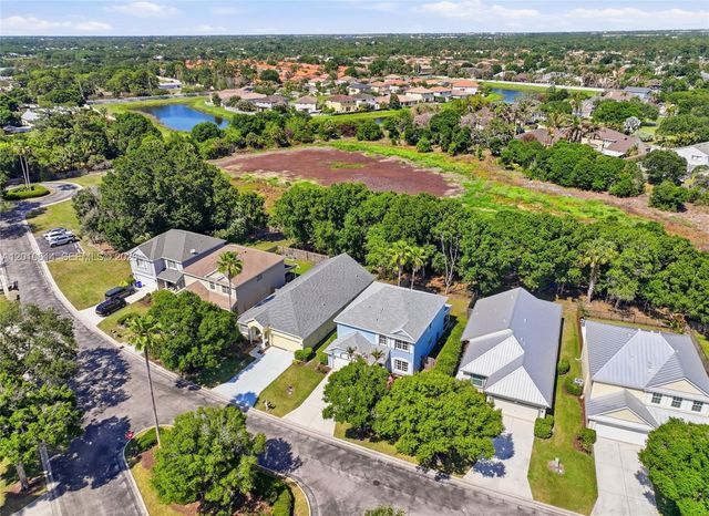 3117 SW Solitaire Palm Drive, Palm City, FL 34990