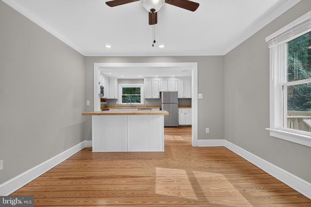 5 HUNTINGTON DR, Fredericksburg, VA 22405