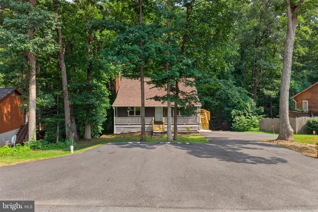 5 HUNTINGTON DR, Fredericksburg, VA 22405