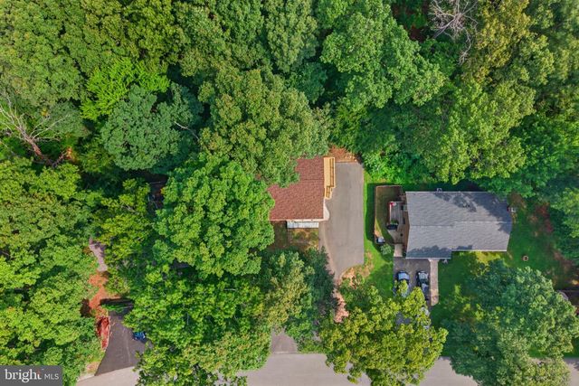 5 HUNTINGTON DR, Fredericksburg, VA 22405