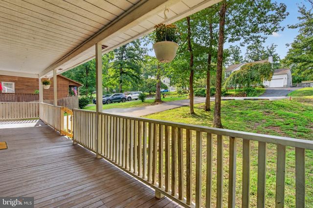 5 HUNTINGTON DR, Fredericksburg, VA 22405