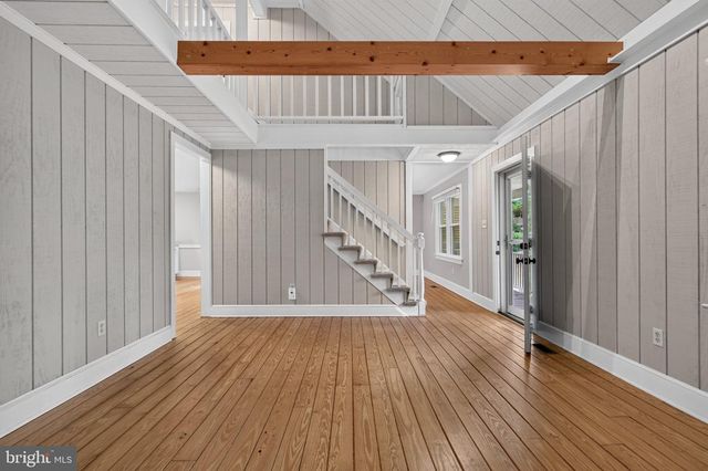 5 HUNTINGTON DR, Fredericksburg, VA 22405