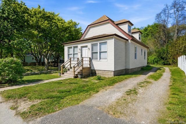 2284 Ocean Avenue, Ronkonkoma, NY 11779