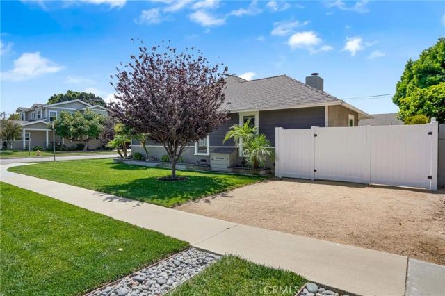 3073 Heather, Long Beach, CA 90808