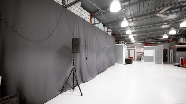 16813 Wyoming Street, Detroit, MI 48221