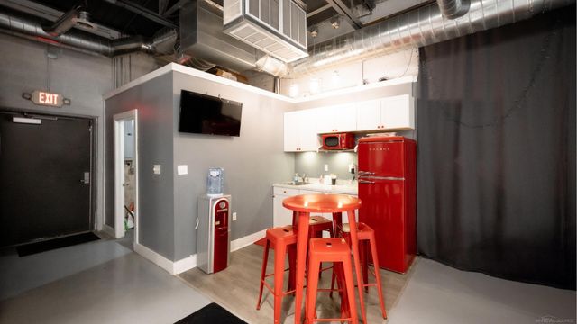 16813 Wyoming Street, Detroit, MI 48221