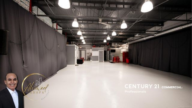 16813 Wyoming Street, Detroit, MI 48221