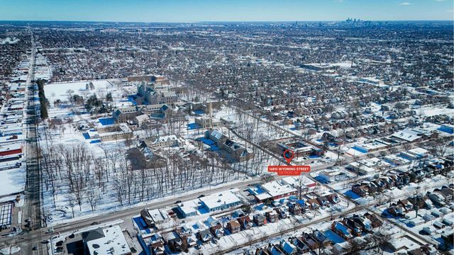 16813 Wyoming Street, Detroit, MI 48221