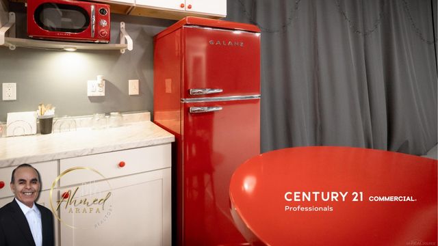 16813 Wyoming Street, Detroit, MI 48221