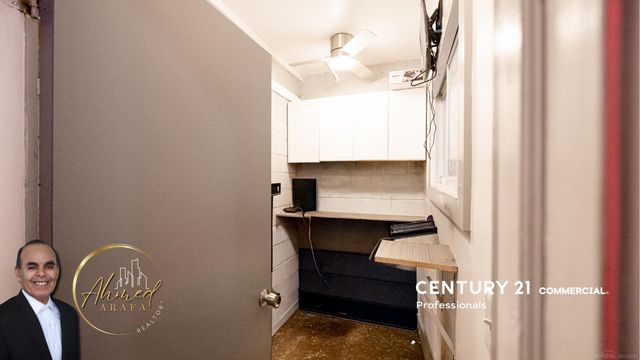 16813 Wyoming Street, Detroit, MI 48221