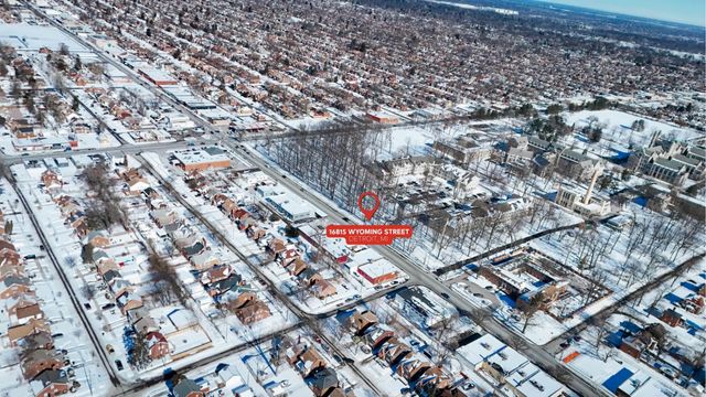 16813 Wyoming Street, Detroit, MI 48221