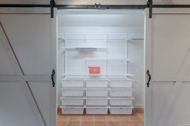 340 MUSTANG CIR, San Antonio, TX 78232