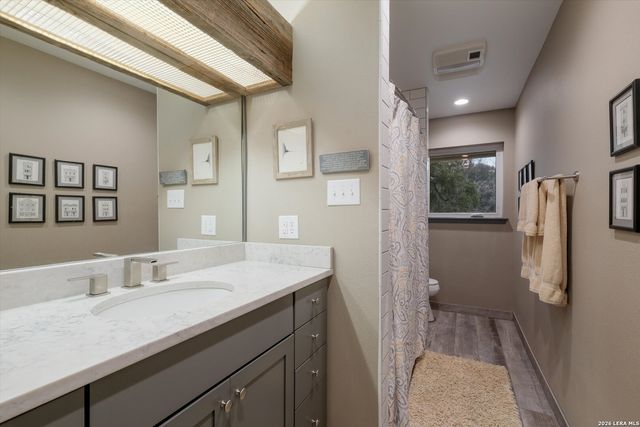 340 MUSTANG CIR, San Antonio, TX 78232