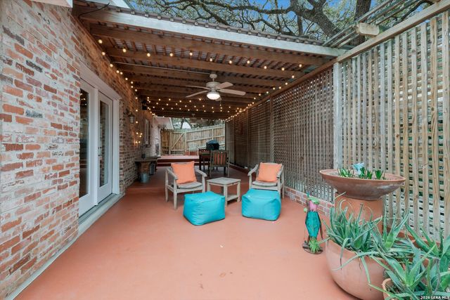 340 MUSTANG CIR, San Antonio, TX 78232