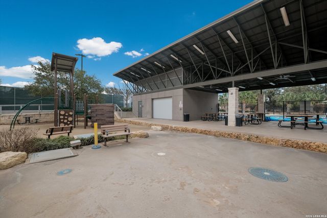 340 MUSTANG CIR, San Antonio, TX 78232