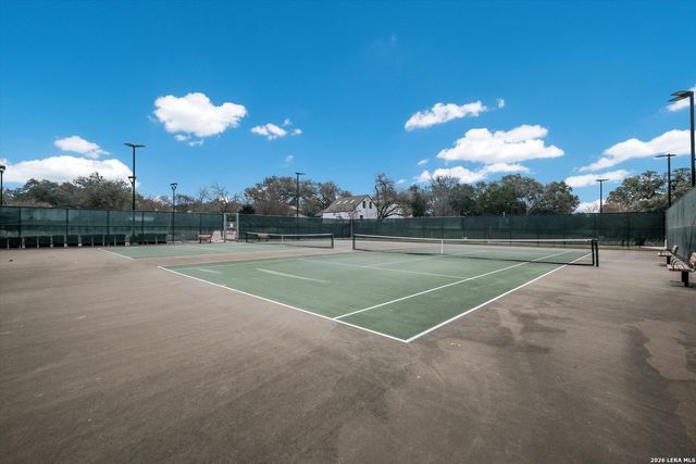 340 MUSTANG CIR, San Antonio, TX 78232