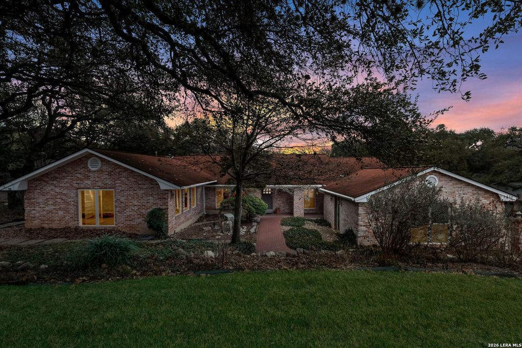 340 MUSTANG CIR, San Antonio, TX 78232