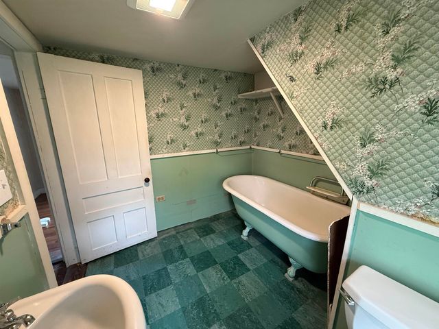 2819 VT Route 313, Arlington, VT 05250