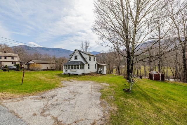 2819 VT Route 313, Arlington, VT 05250