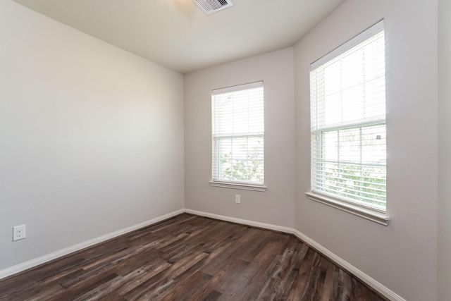 1001 Walnut Lane, Brookshire, TX 77423