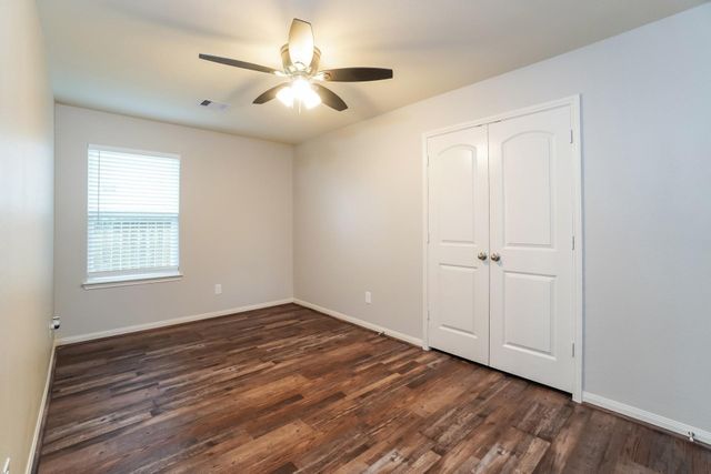 1001 Walnut Lane, Brookshire, TX 77423