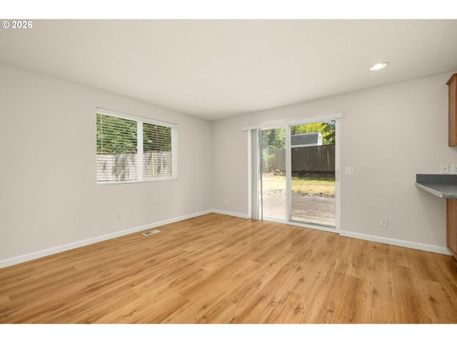 9610 Sw 47TH Ave, Portland, OR 97219