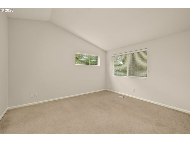 9610 Sw 47TH Ave, Portland, OR 97219