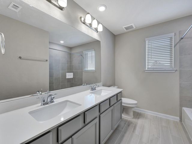 5725 Adamite Way, Houston, TX 77048