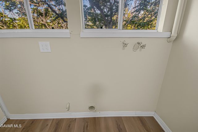 43714 Log Cabin, Lake Hughes, CA 93532