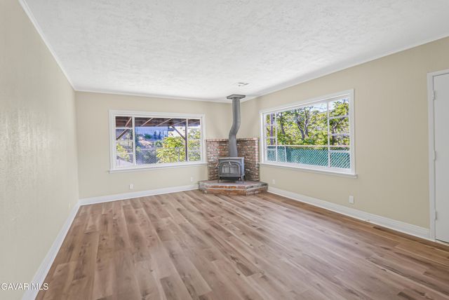 43714 Log Cabin, Lake Hughes, CA 93532