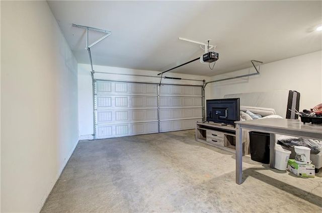 128 Oxford Lane, Kingston, GA 30145