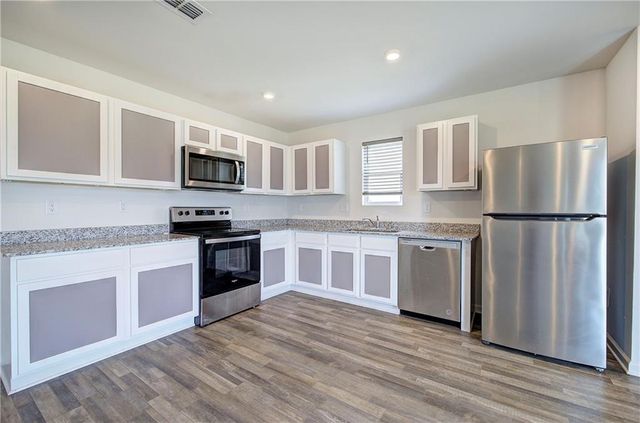 128 Oxford Lane, Kingston, GA 30145