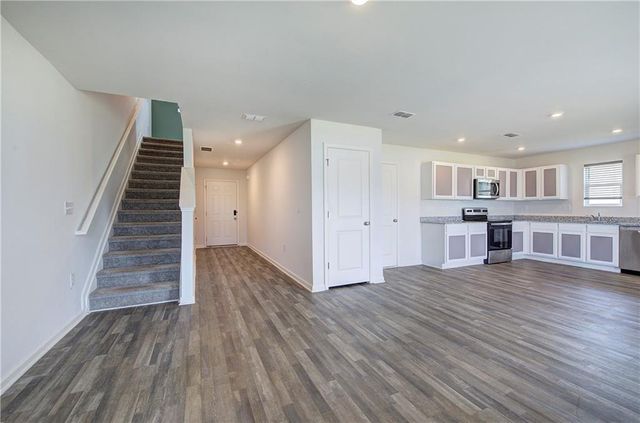 128 Oxford Lane, Kingston, GA 30145