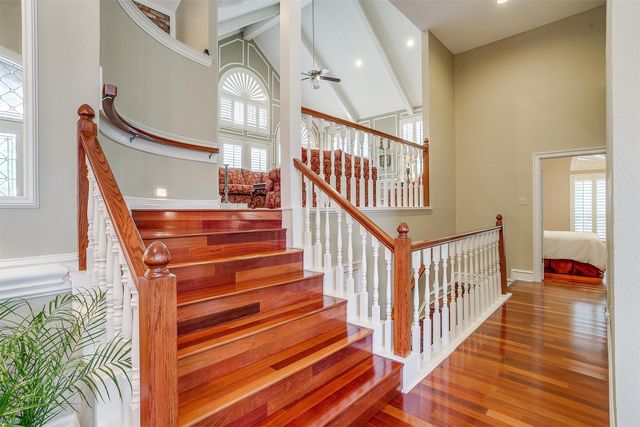 1268 Whispering Oaks Drive, Desoto, TX 75115