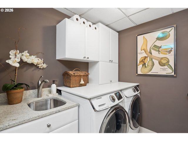 2351 Nw WESTOVER Rd 601, Portland, OR 97210